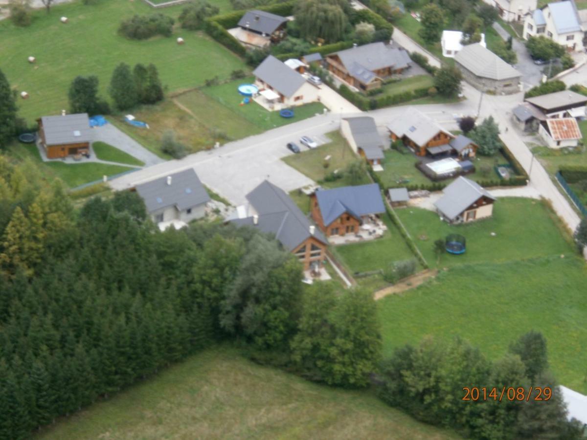 #Lemasdoisans Au Pied De L'Alpe D'Huez Via Bourg D'Oisans L'Etoile Des Glaciers Le Bourg-d'Oisans Bagian luar foto